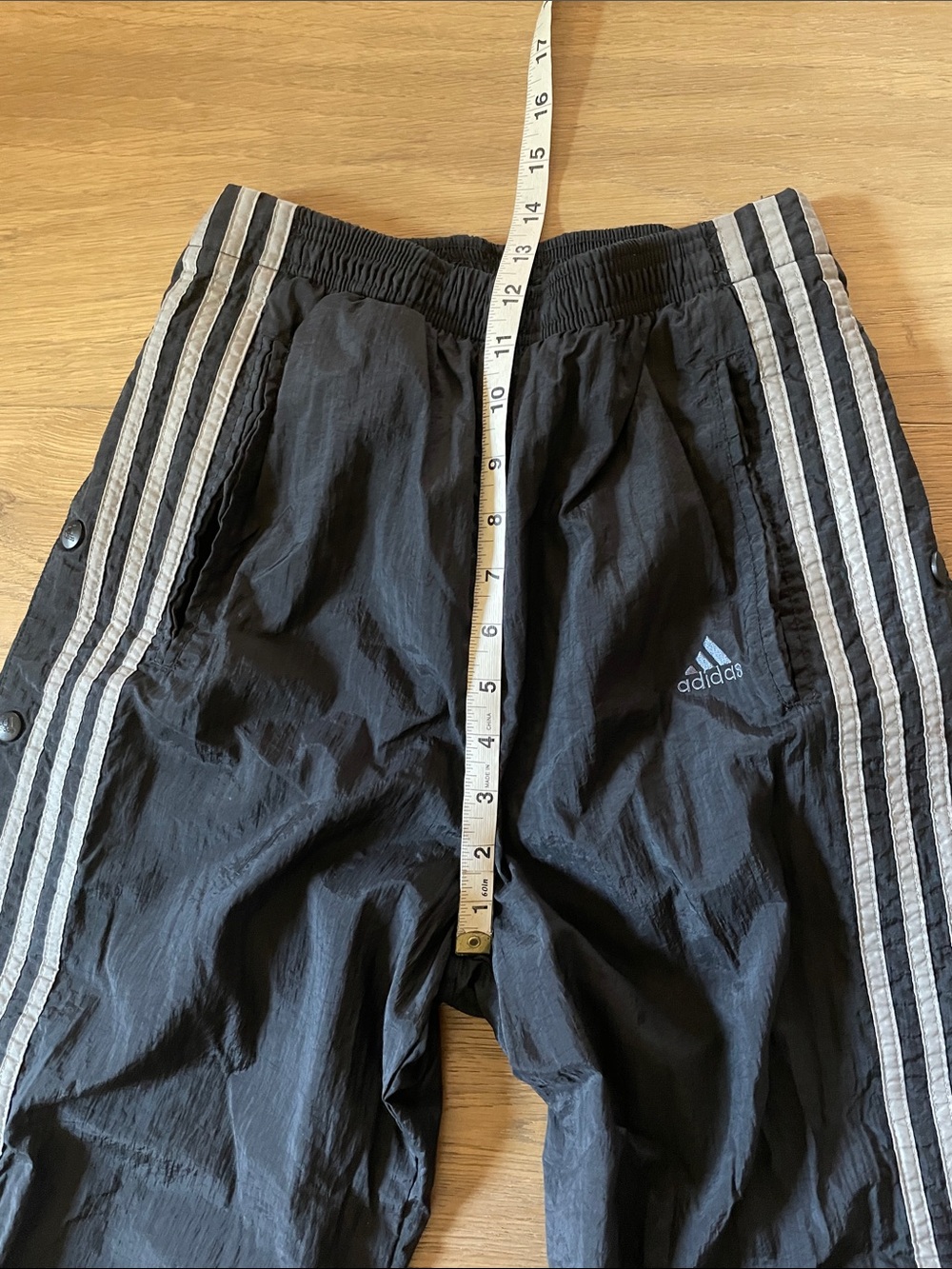 Vintage Adidas Three Stripped Tear Away Snap Pant Size Small - Picture 12 of 13